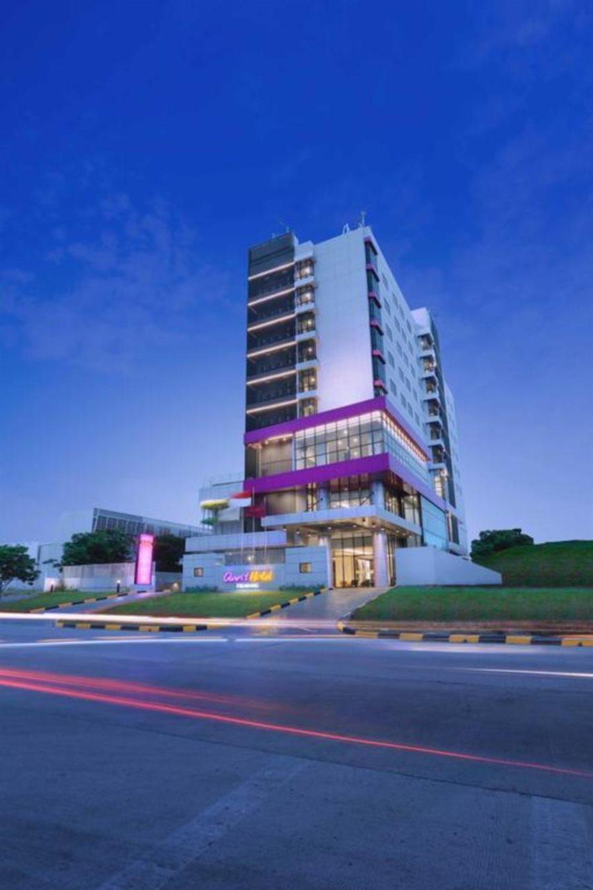 Hotel Quest Prime Cikarang By Aston Bekasi Esterno foto