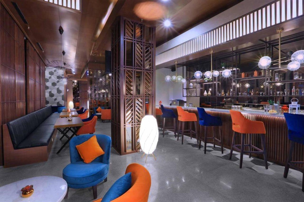 Hotel Quest Prime Cikarang By Aston Bekasi Esterno foto